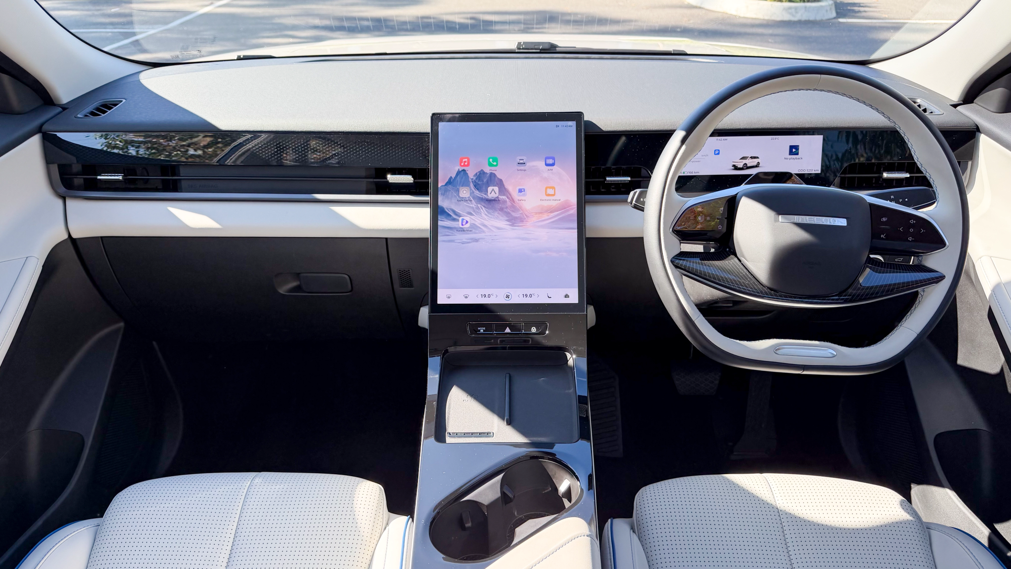 Jaecoo J5 EV Interior
