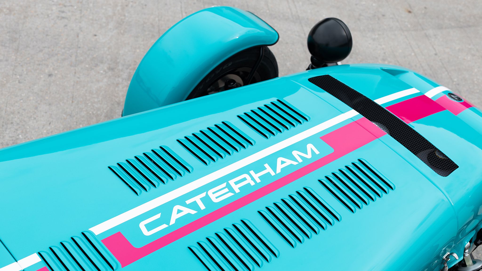 Caterham reveals 12-unit Seven Miami Special Edition for F1 race weekend - Image 4