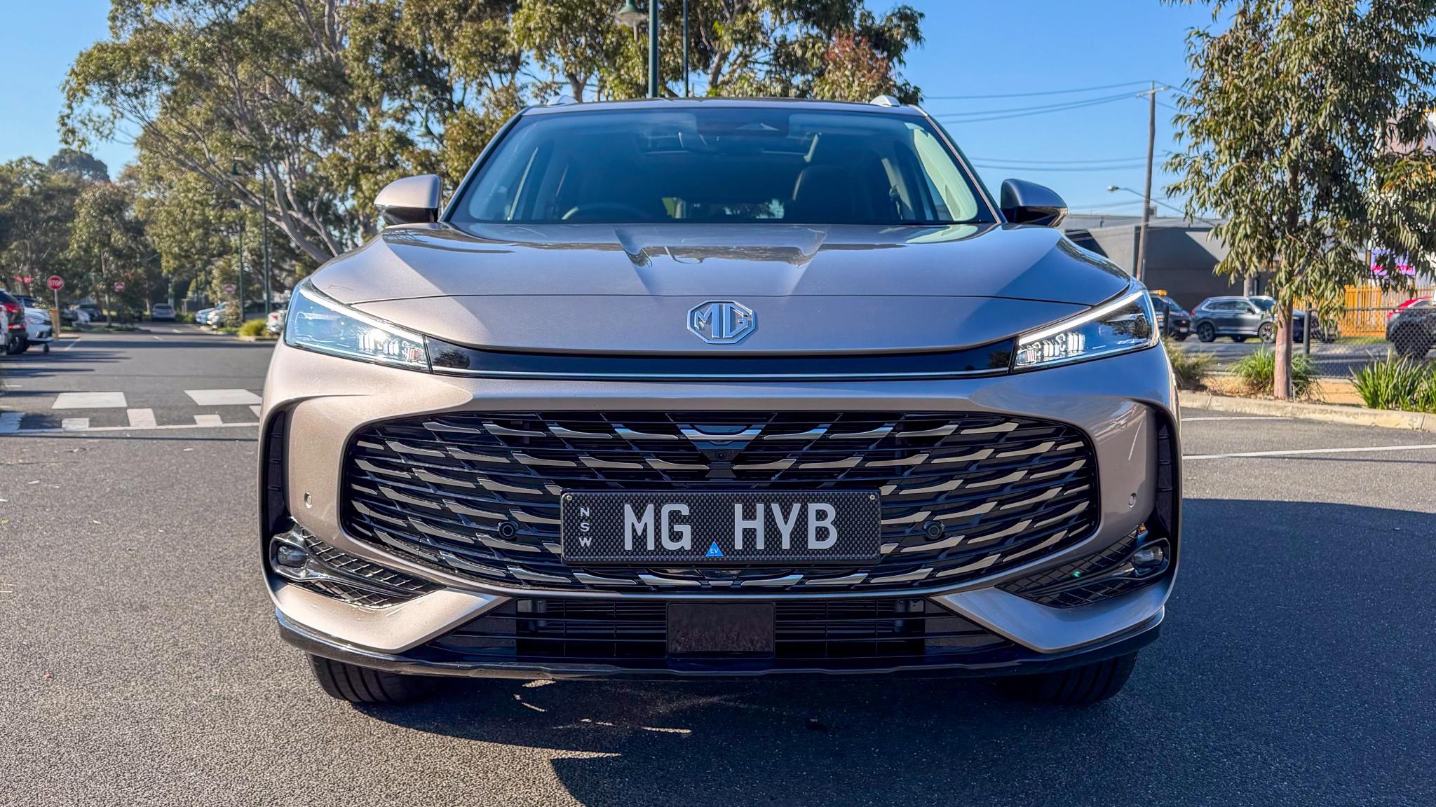 2026 MG HS Hybrid+ front