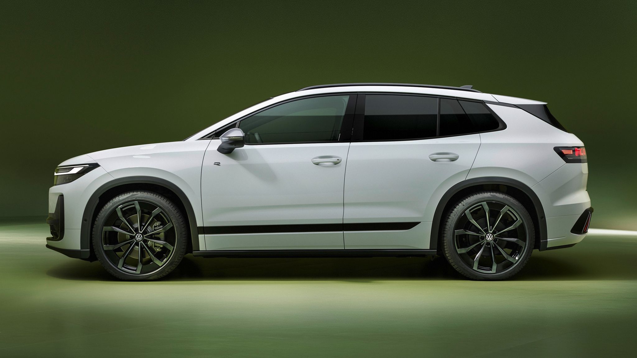 Volkswagen ID. Tiguan electric SUV side profile