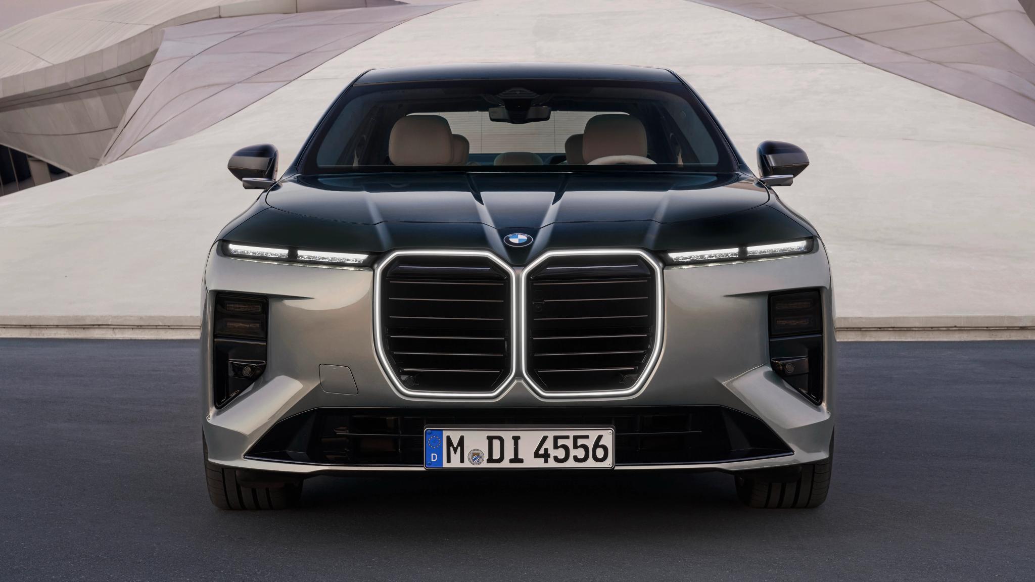 2027 BMW 7 Series Front
