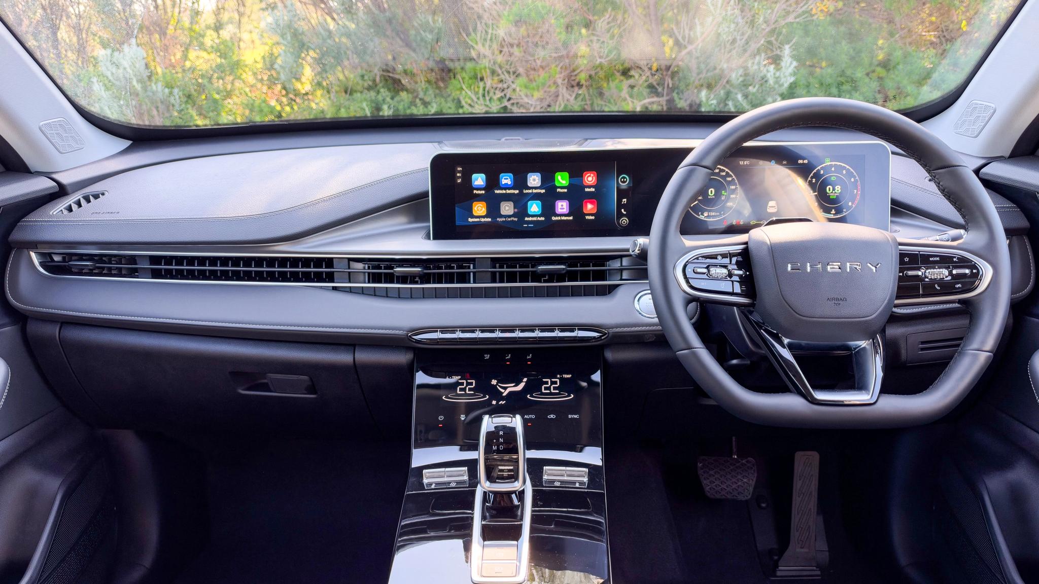 2026 Chery Tiggo 4 front dashboard