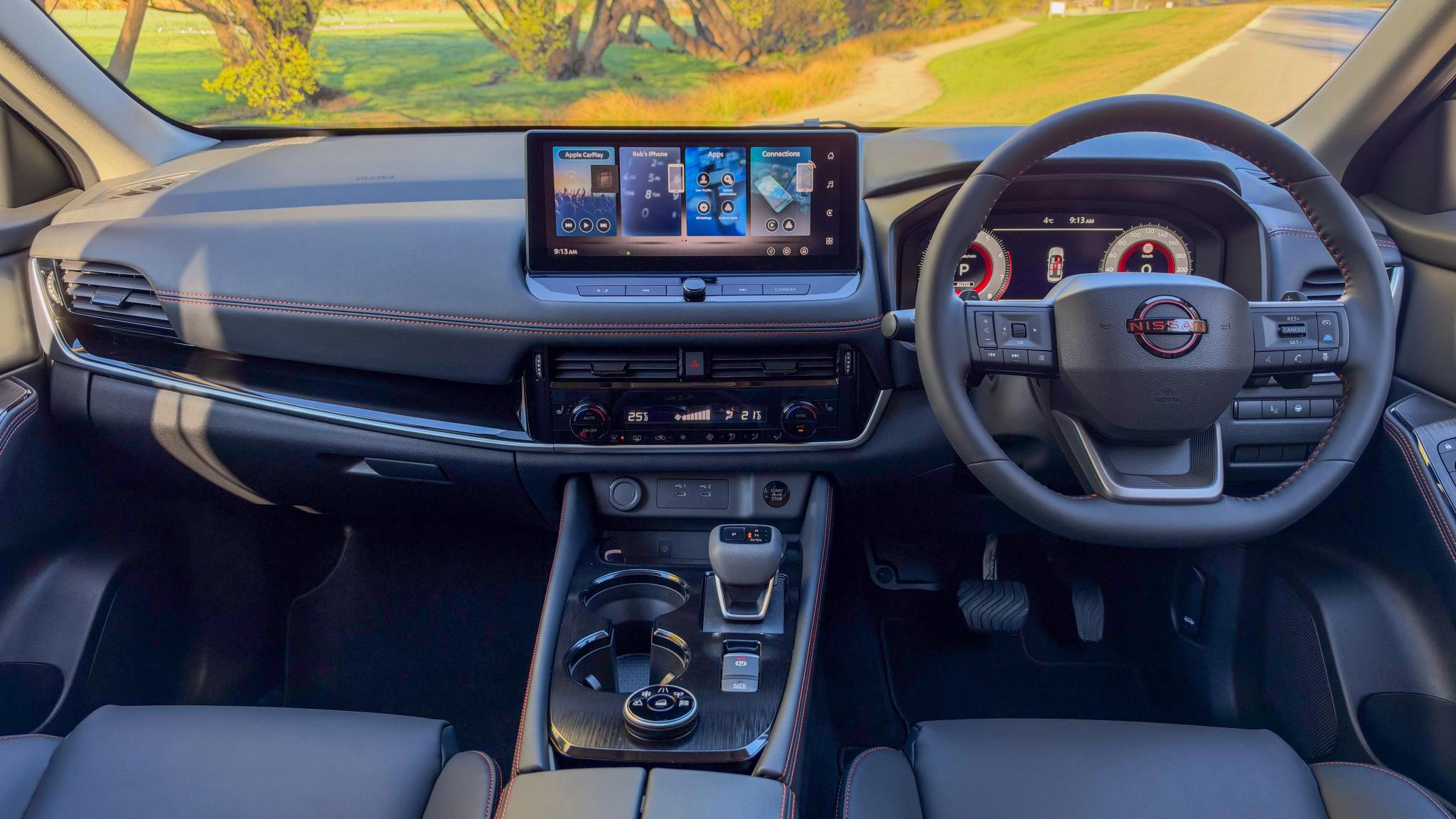 2026 Nissan X-Trail Rock Creek front dashboard