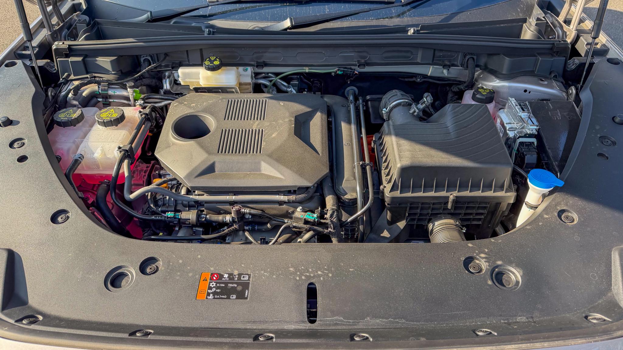 2026 MG HS Hybrid+ engine bay