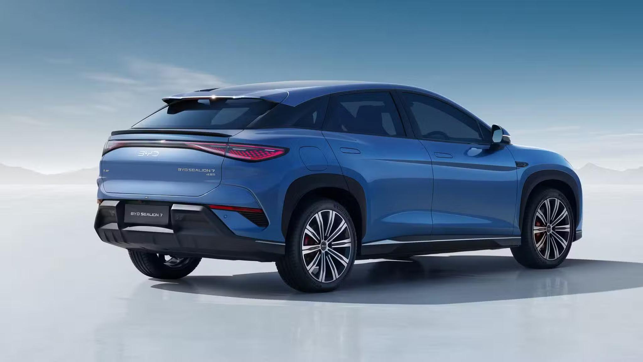 BYD Sealion 7