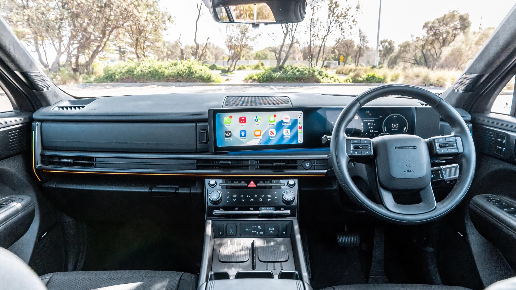 2026 Hyundai Santa Fe Hybrid dashboard