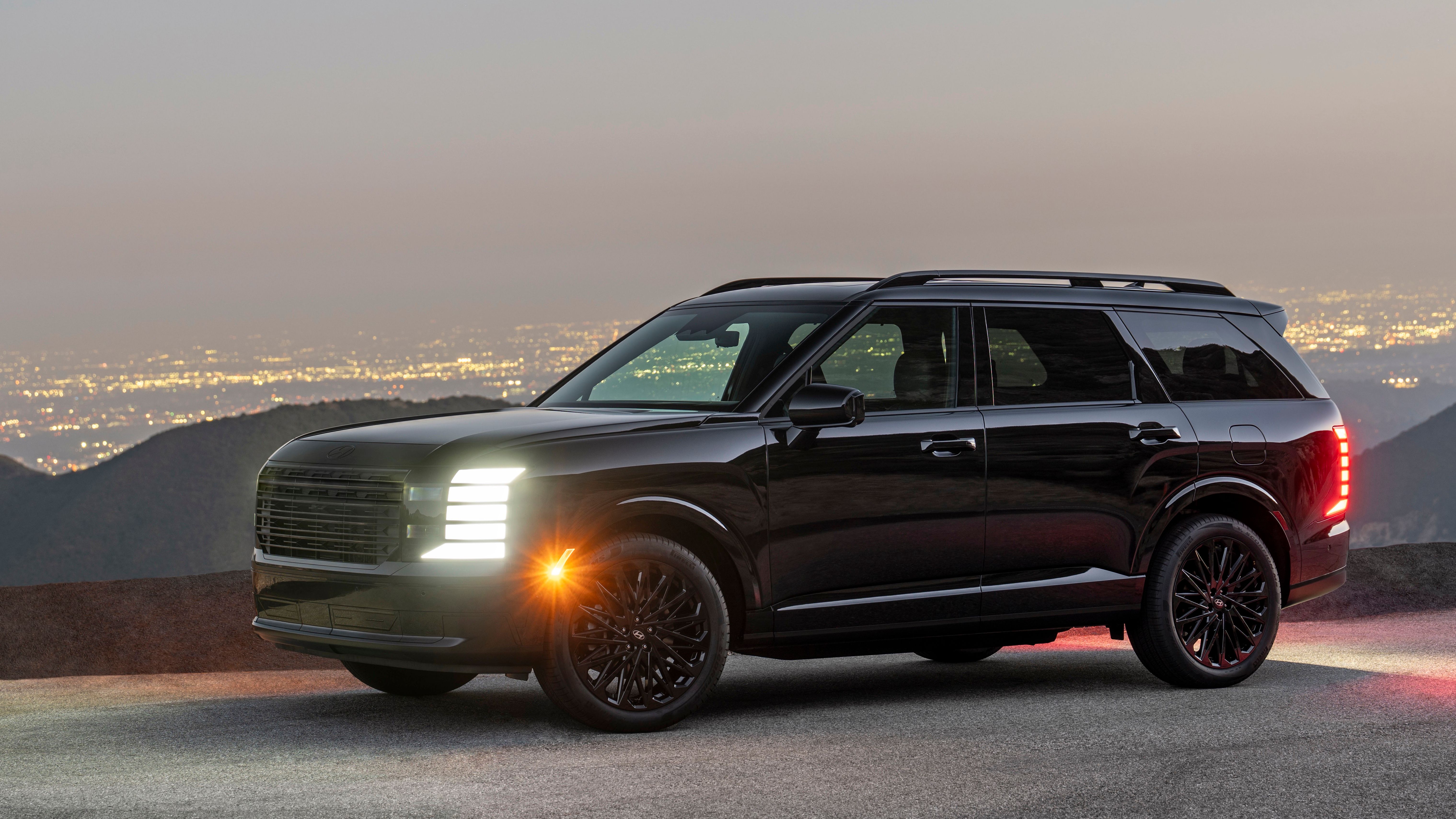 2027 Hyundai Palisade Black Ink is the gangster-looking flagship family hauler