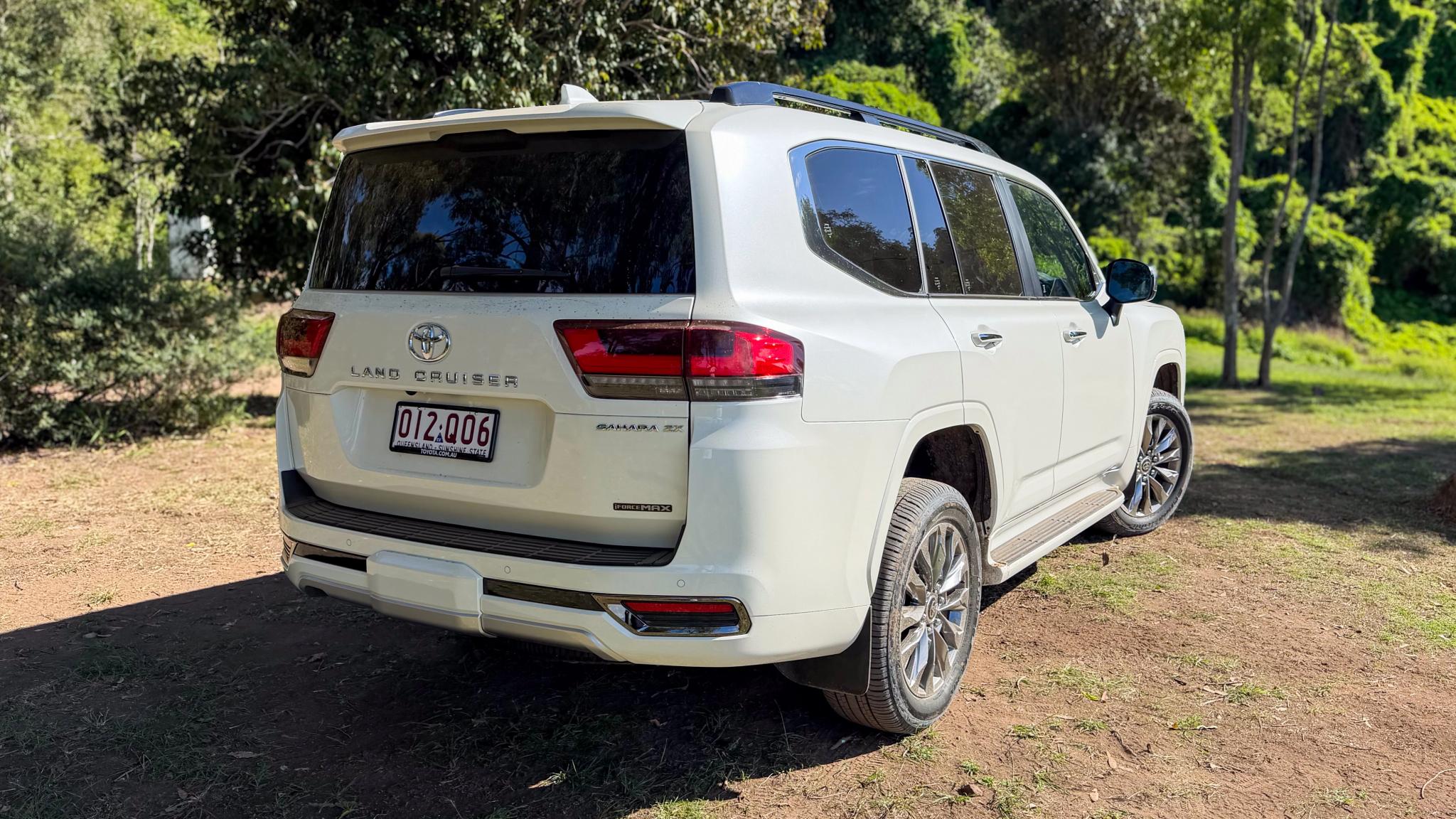 2026 Toyota LandCruiser 300 Series Hybrid rear
