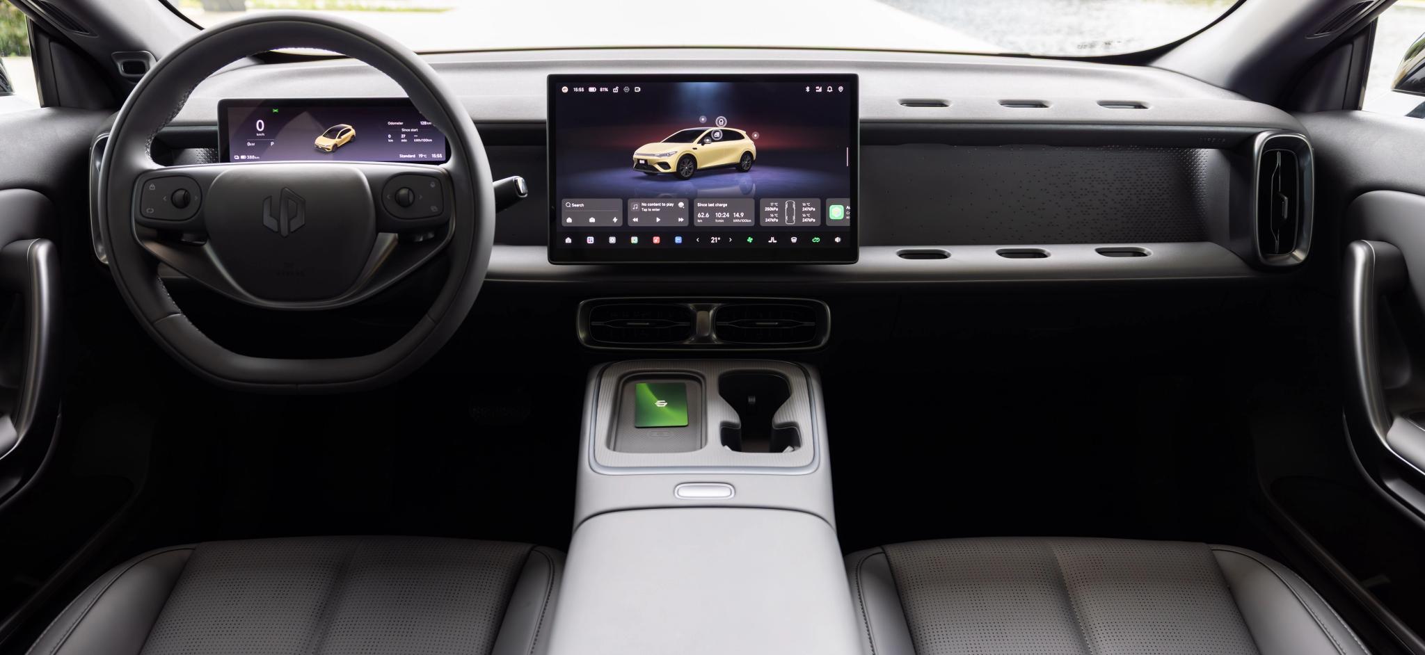 2026 Leapmotor B05 electric hatchback interior