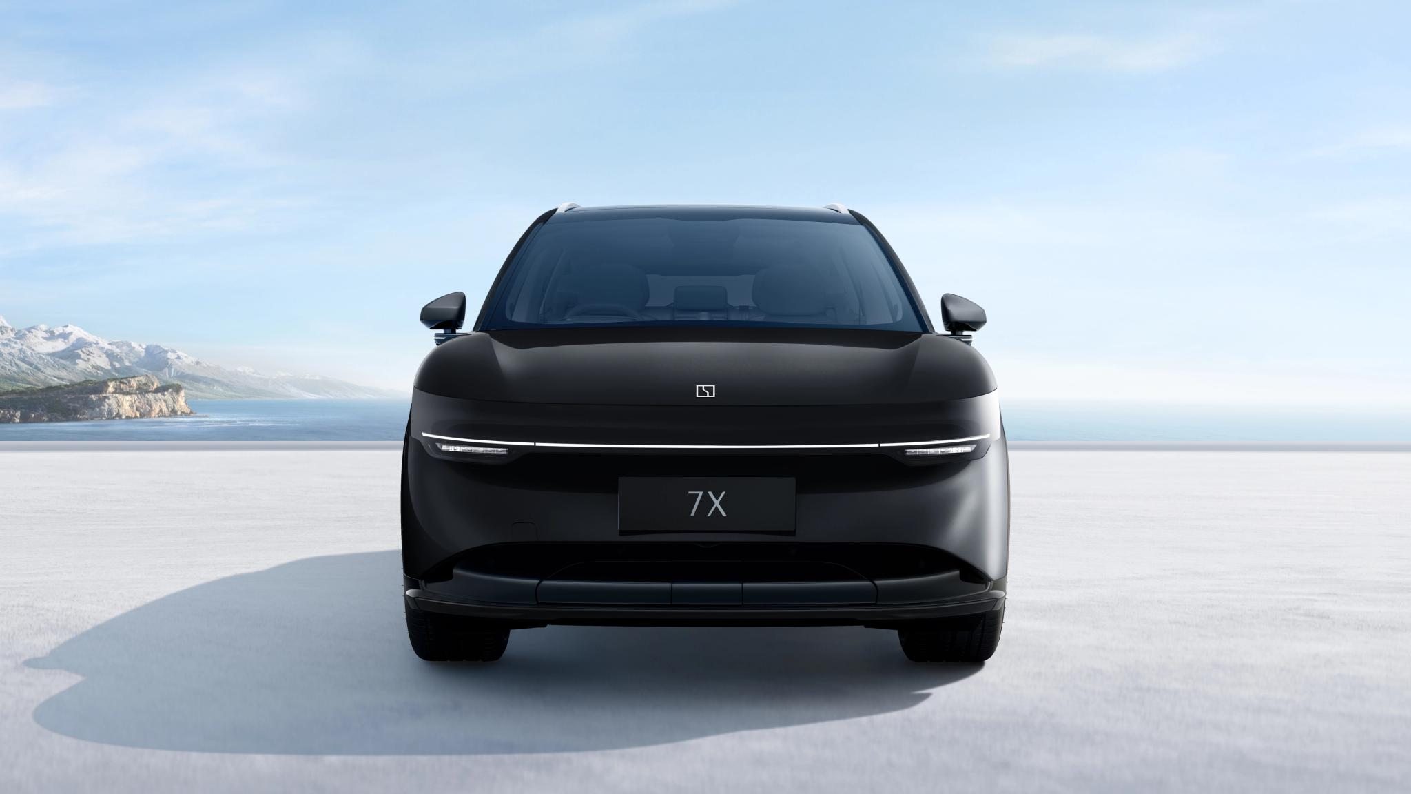 Zeekr 7X Black Special Edition on sale now from $75,900 - Image 3