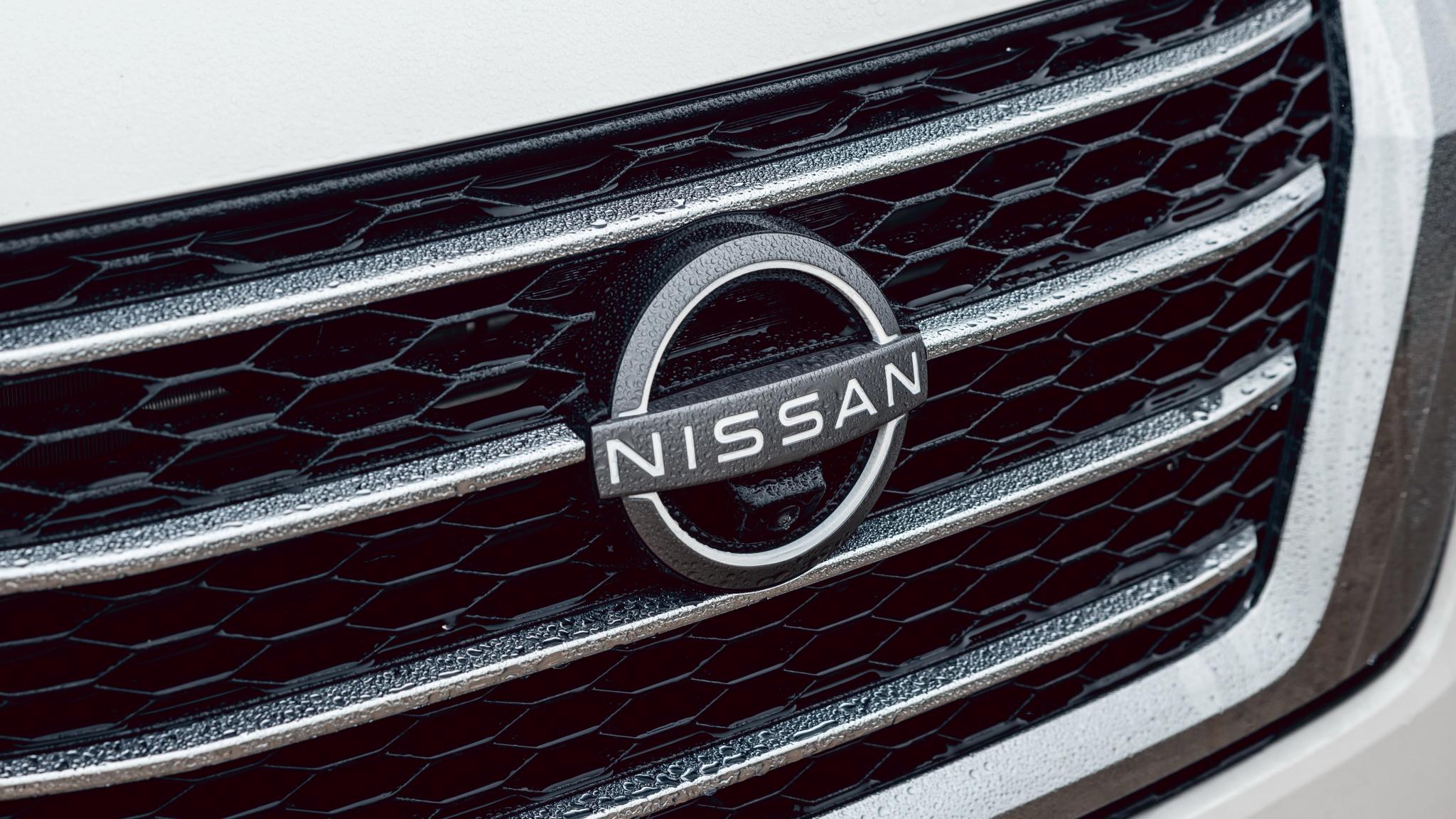 Nissan badge