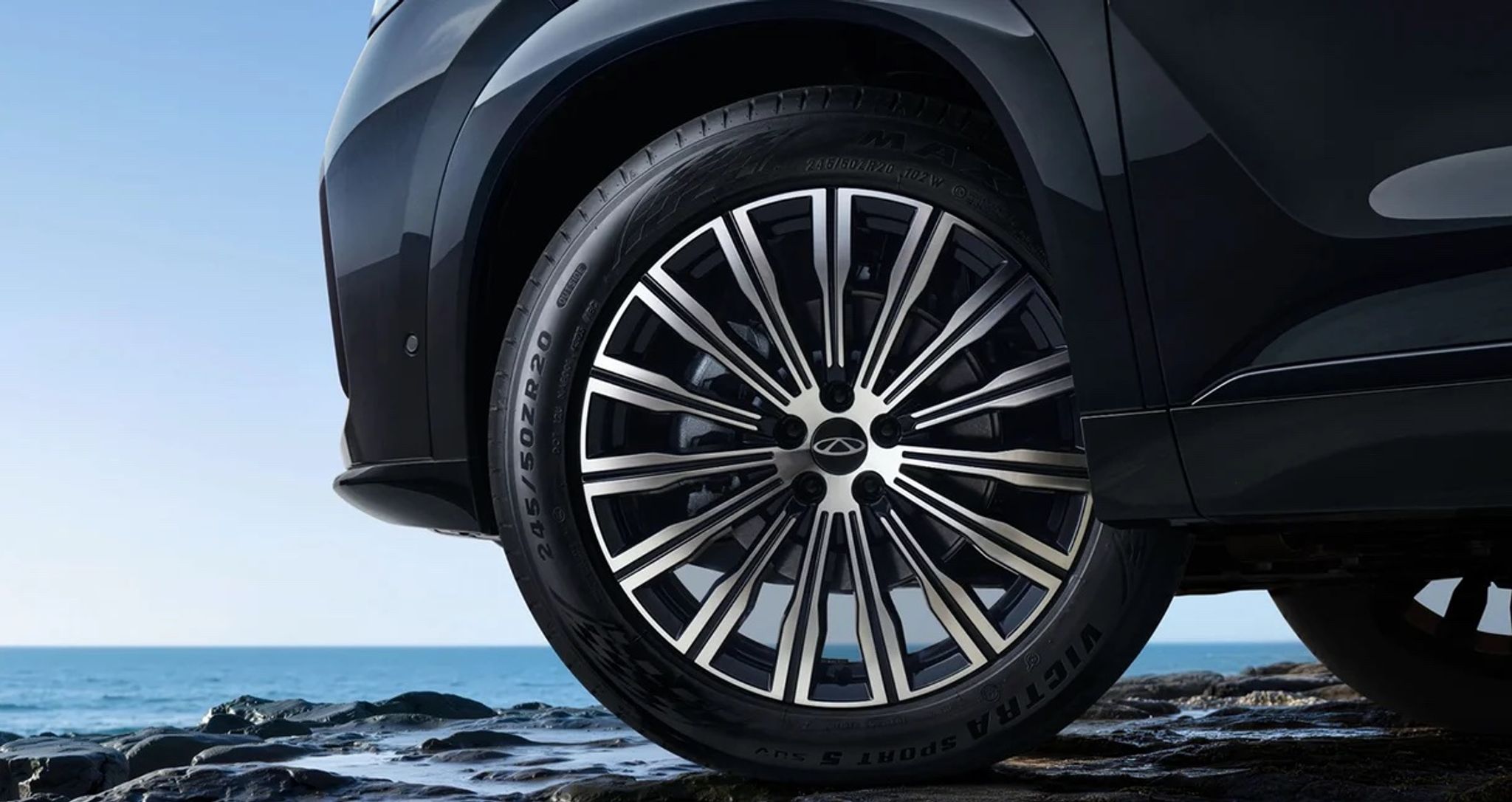 Updated Chery Tiggo 9 revealed ahead of Beijing show with major cabin upgrade - Image 3