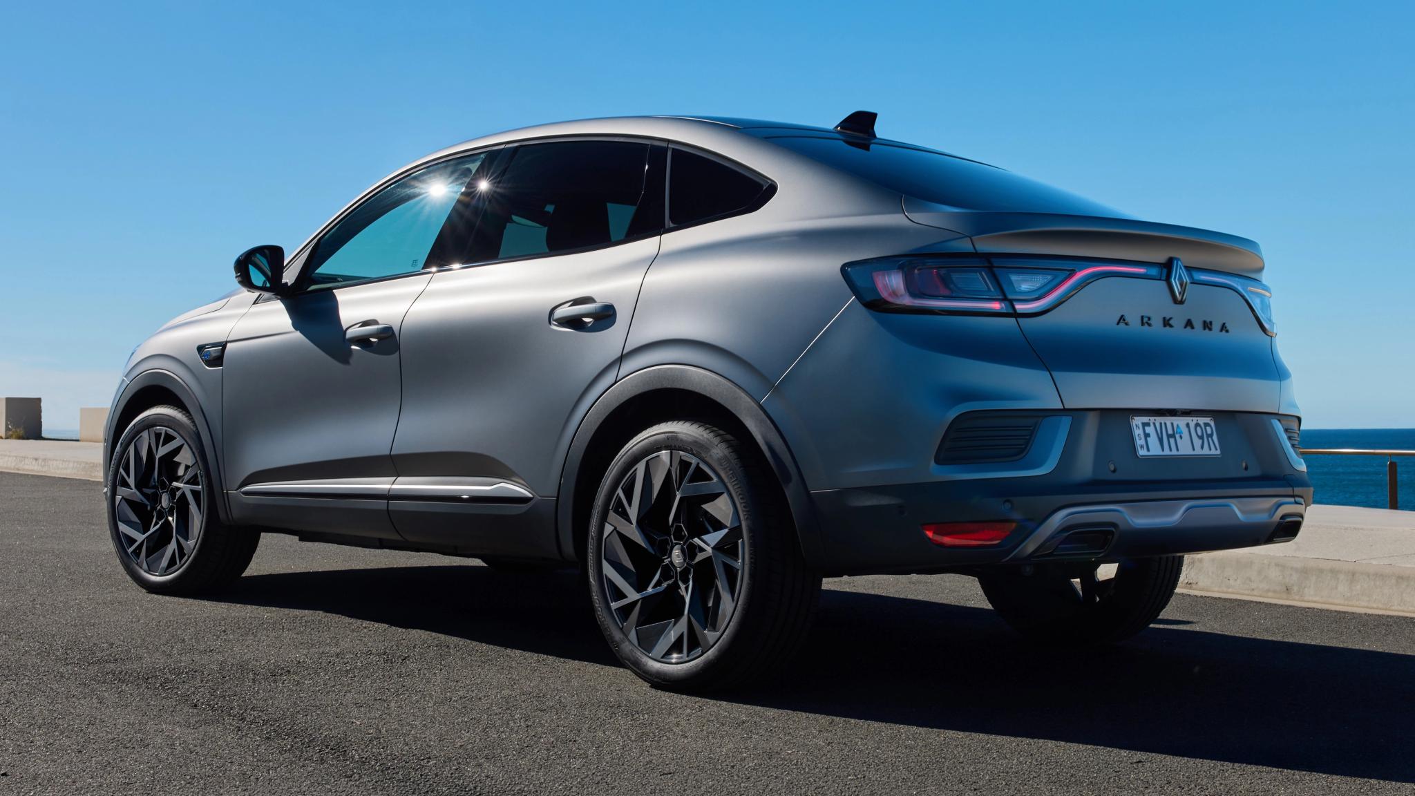 2026 Renault Arkana Esprit Alpine mild hybrid coupe SUV rear