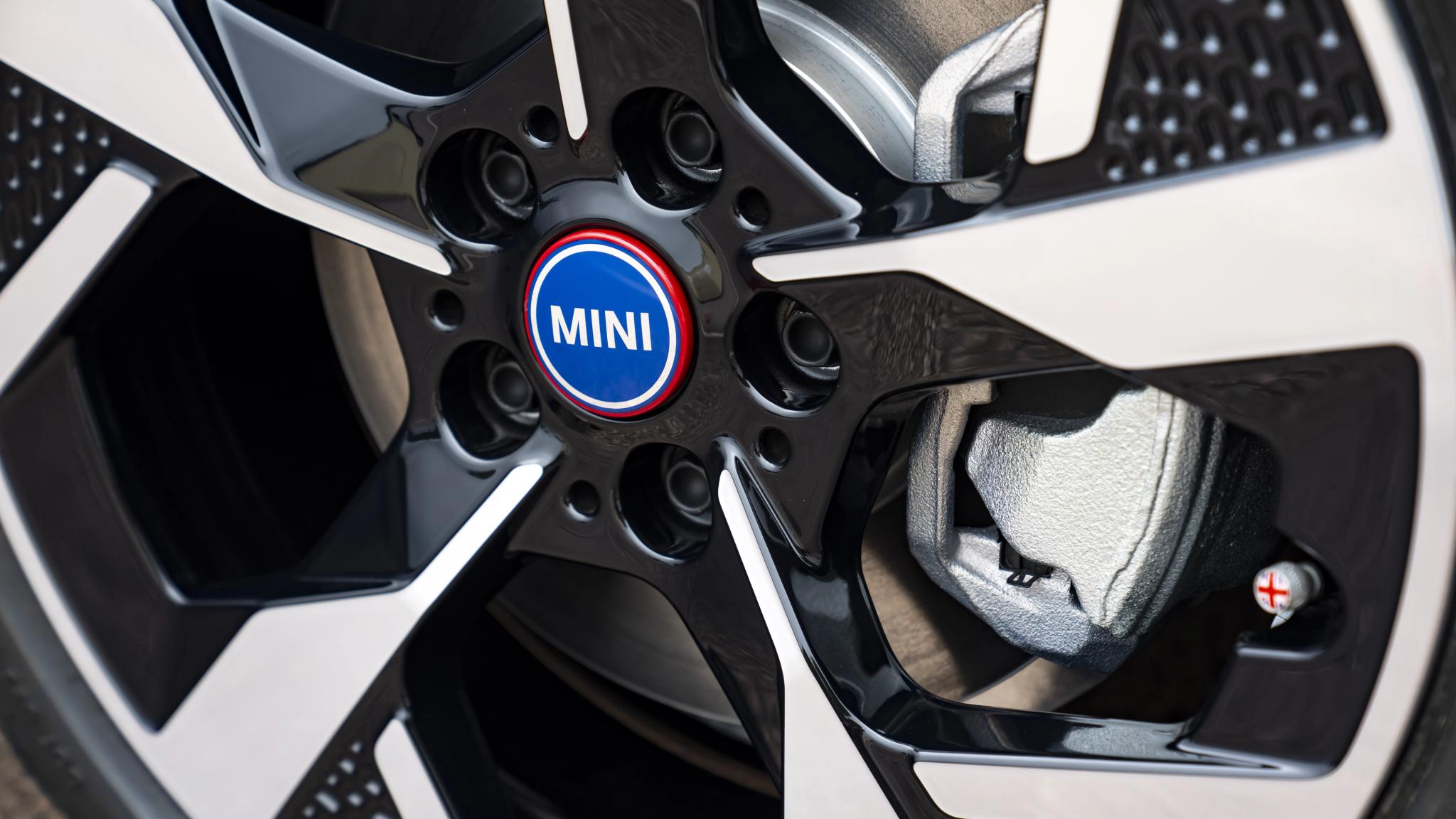  2026 MINI Cooper Oxford Edition limited to just 40 units in Australia - Image 7