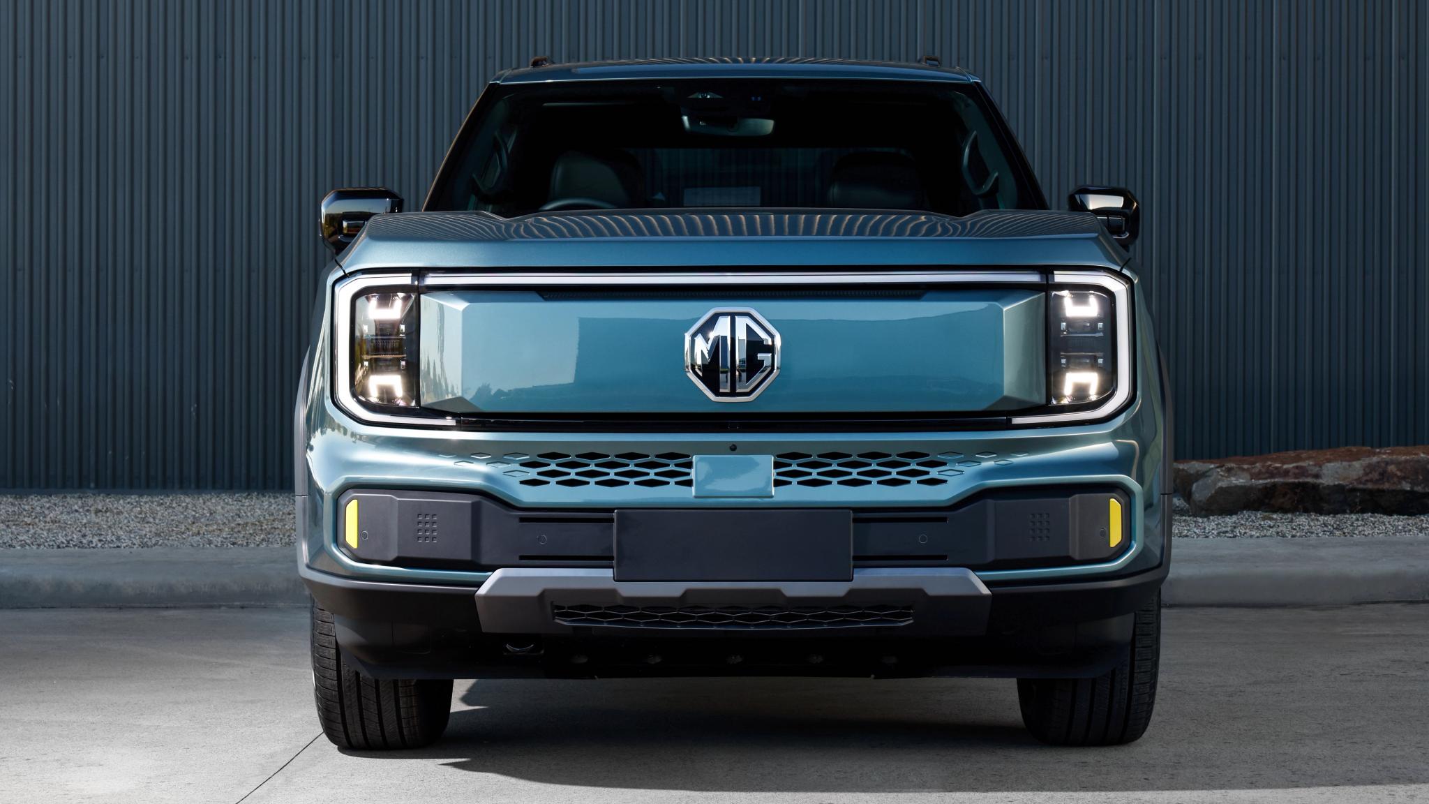 MG U9 EV electric dual-cab ute front