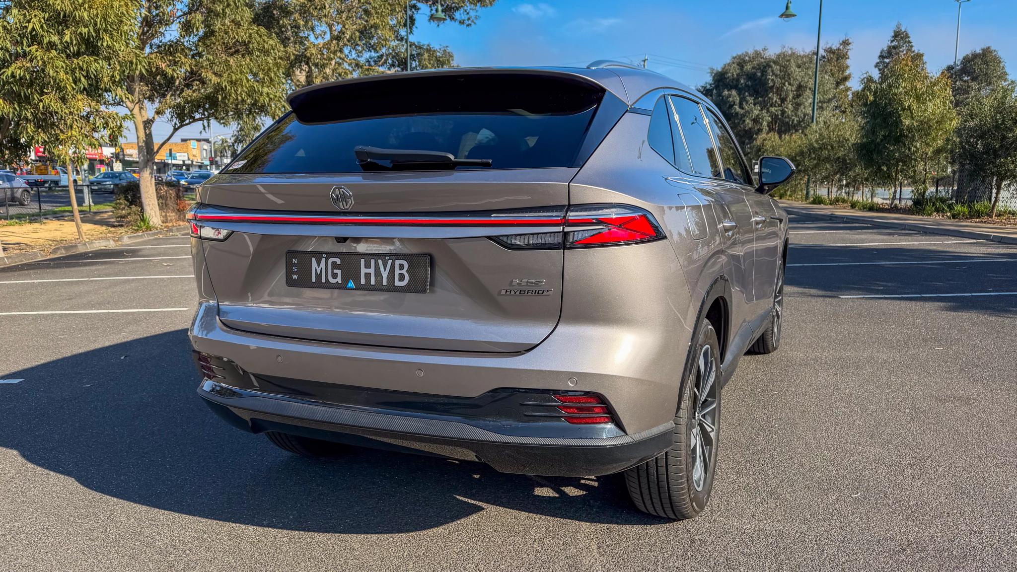 2026 MG HS Hybrid+ rear three quarter