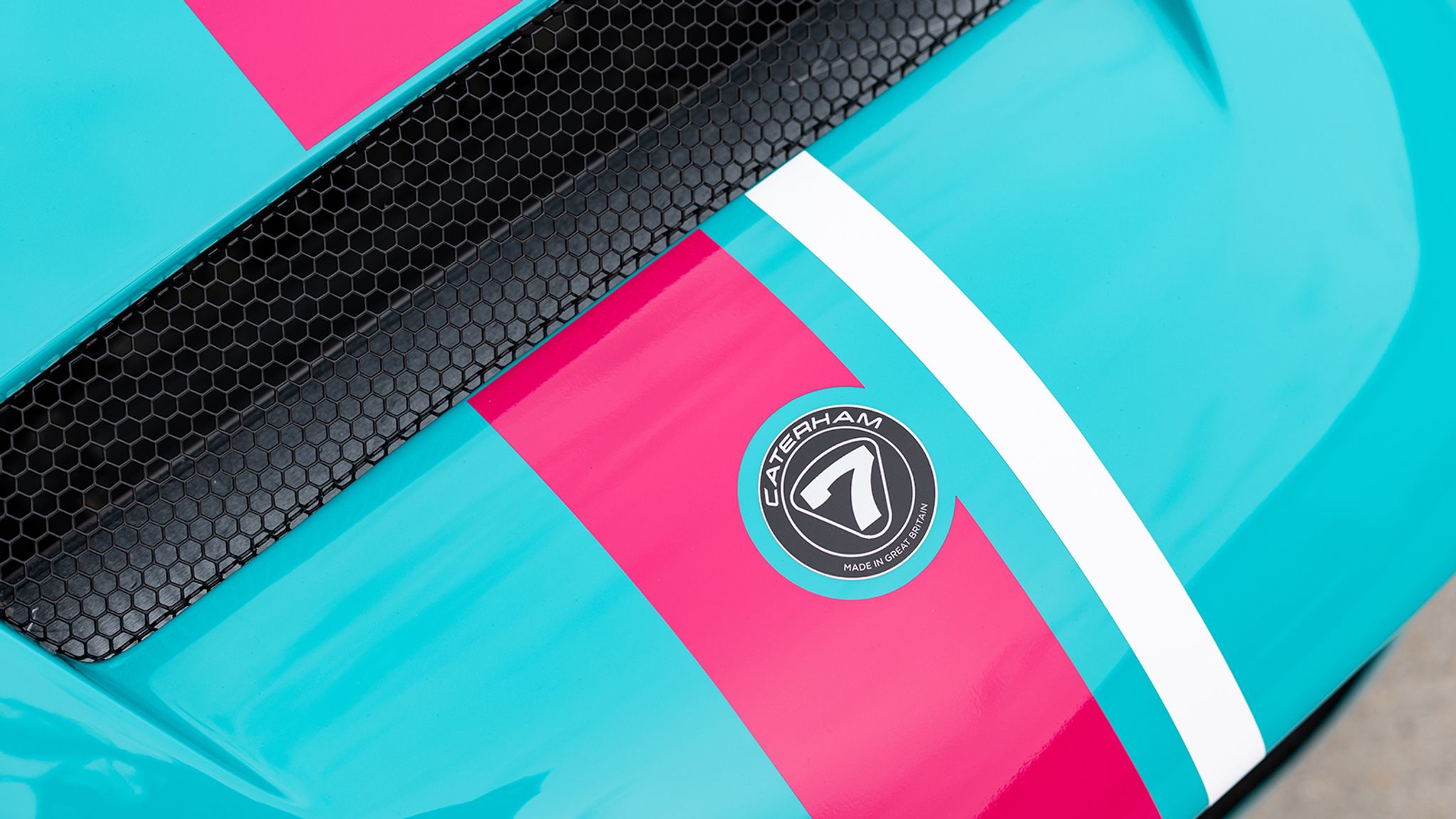 Caterham reveals 12-unit Seven Miami Special Edition for F1 race weekend - Image 5