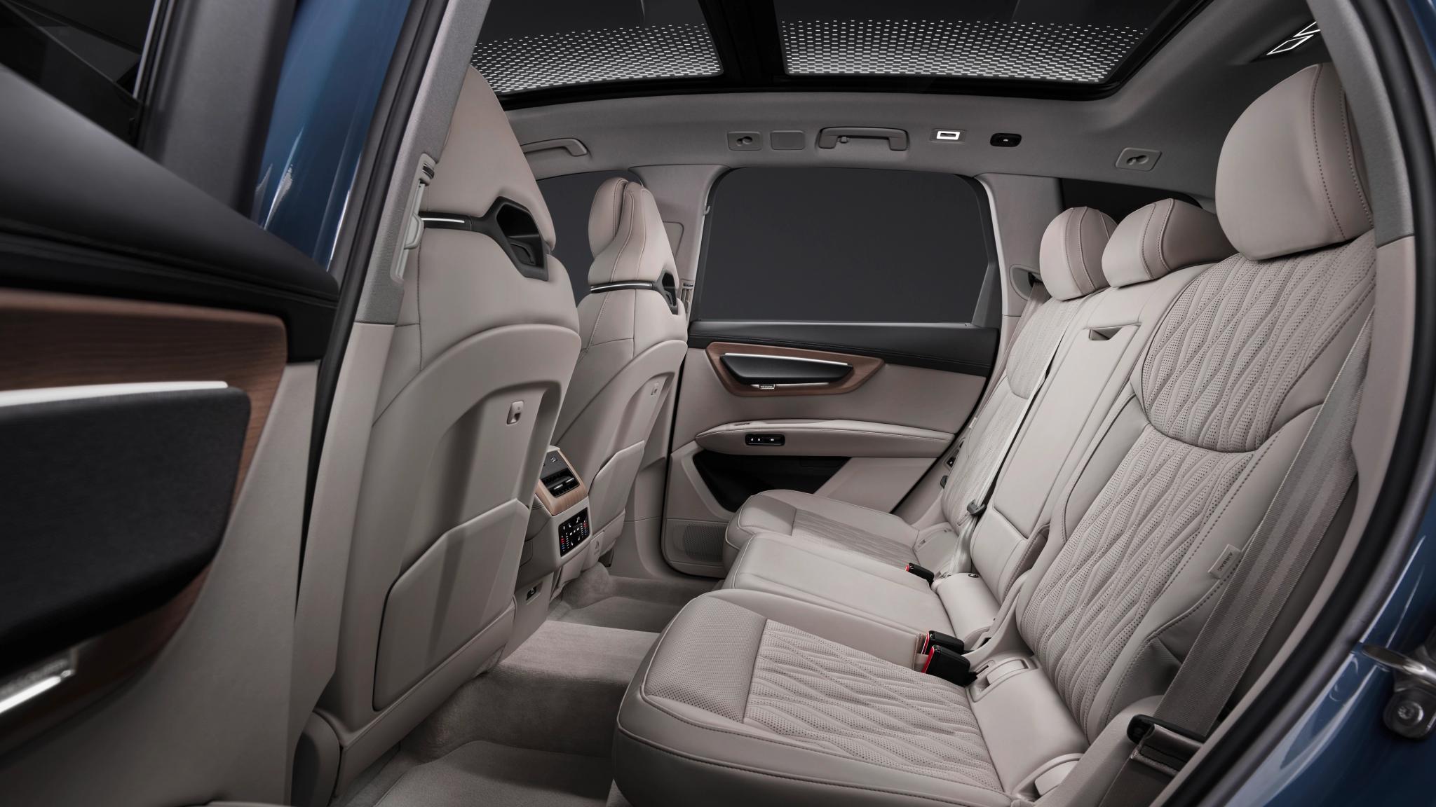 2027 Audi Q7 third-generation large luxury SUV rear seats