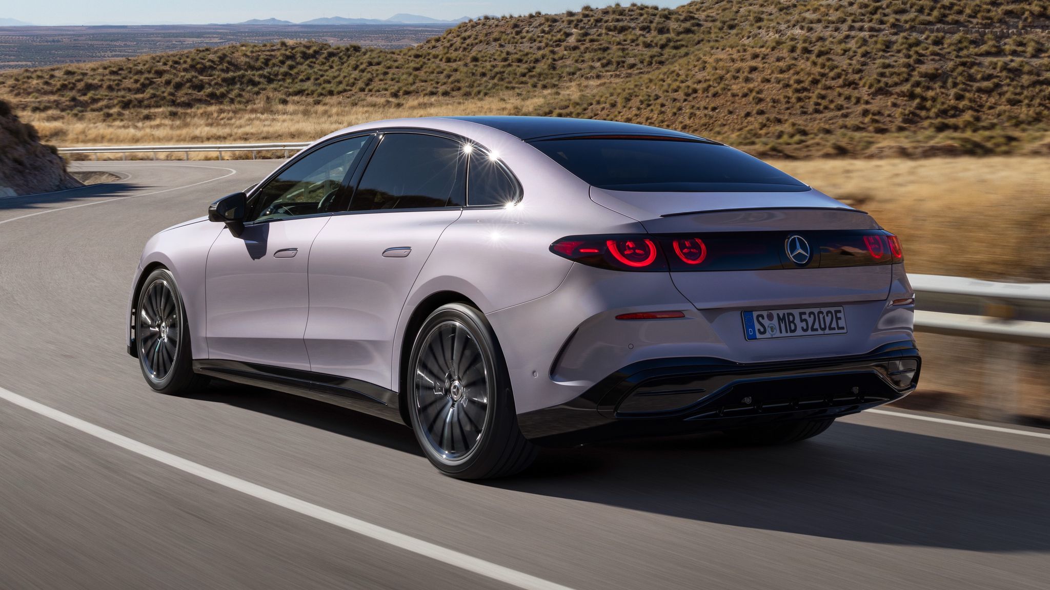 Electric Mercedes-Benz C-Class revealed with 800km range and 360kW - Image 3