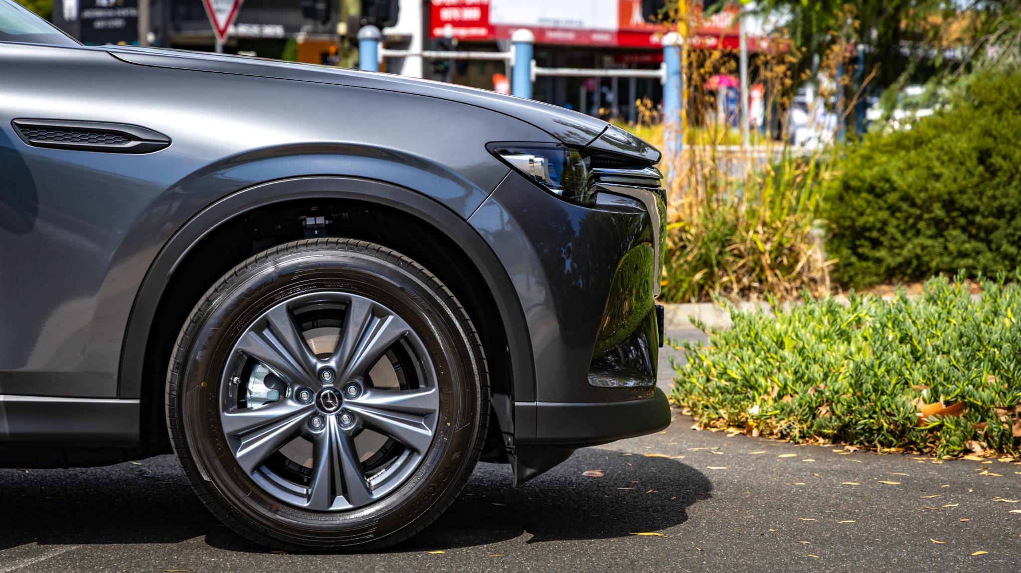 2026 Mazda CX-60 G25 Touring review - Image 3