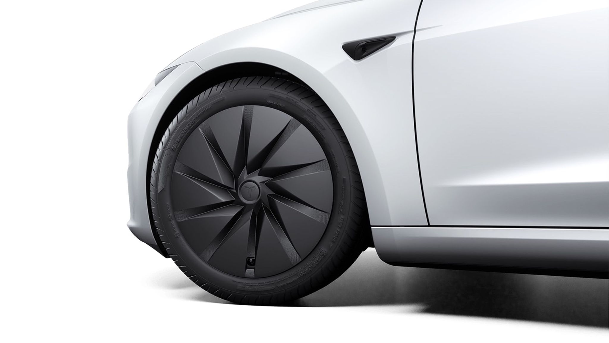 2027 Tesla Model 3 RWD electric sedan 18" alloy wheels