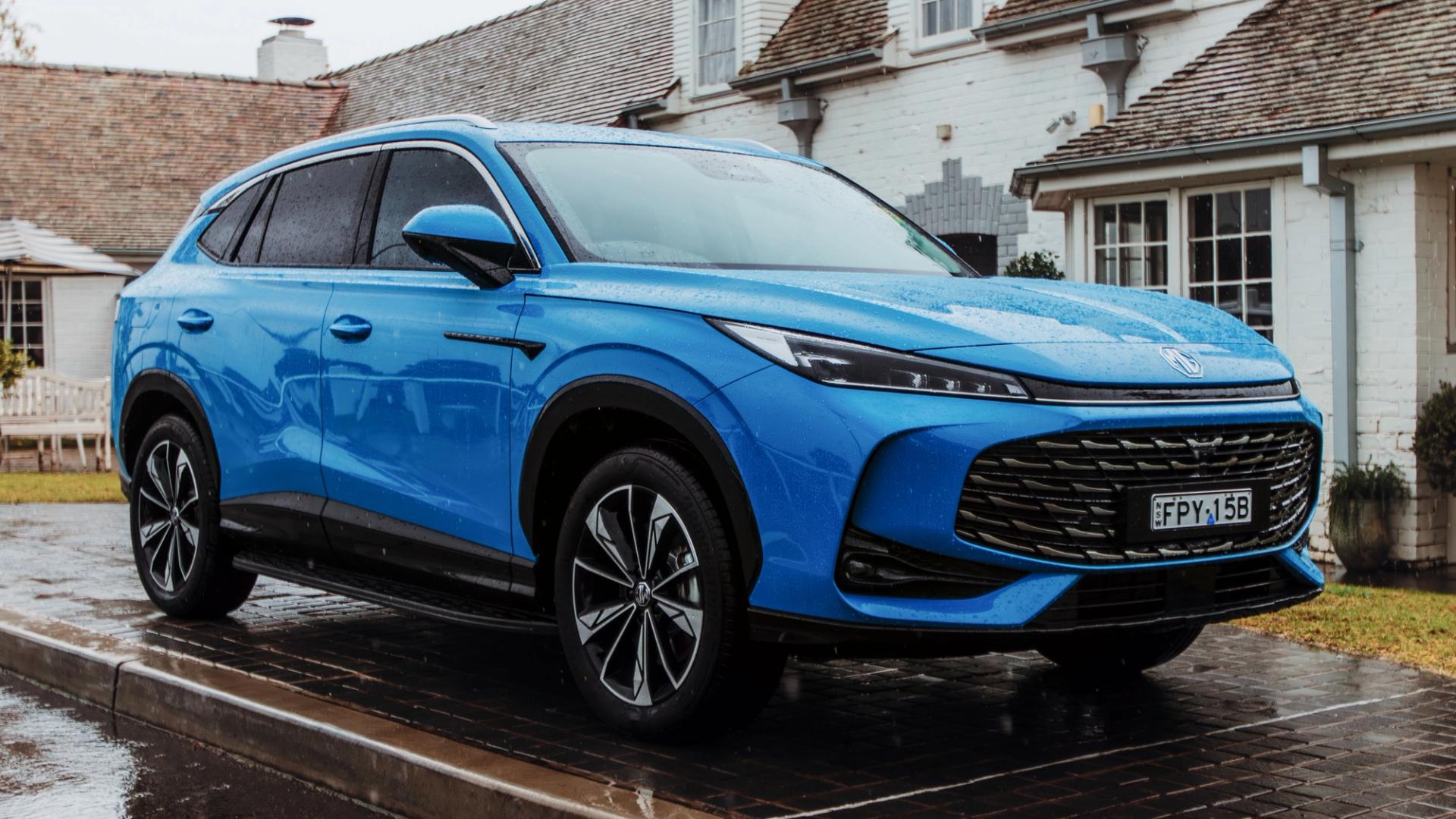 MG HS Super Hybrid drops to $42,990 with $5,000 EOFY deal