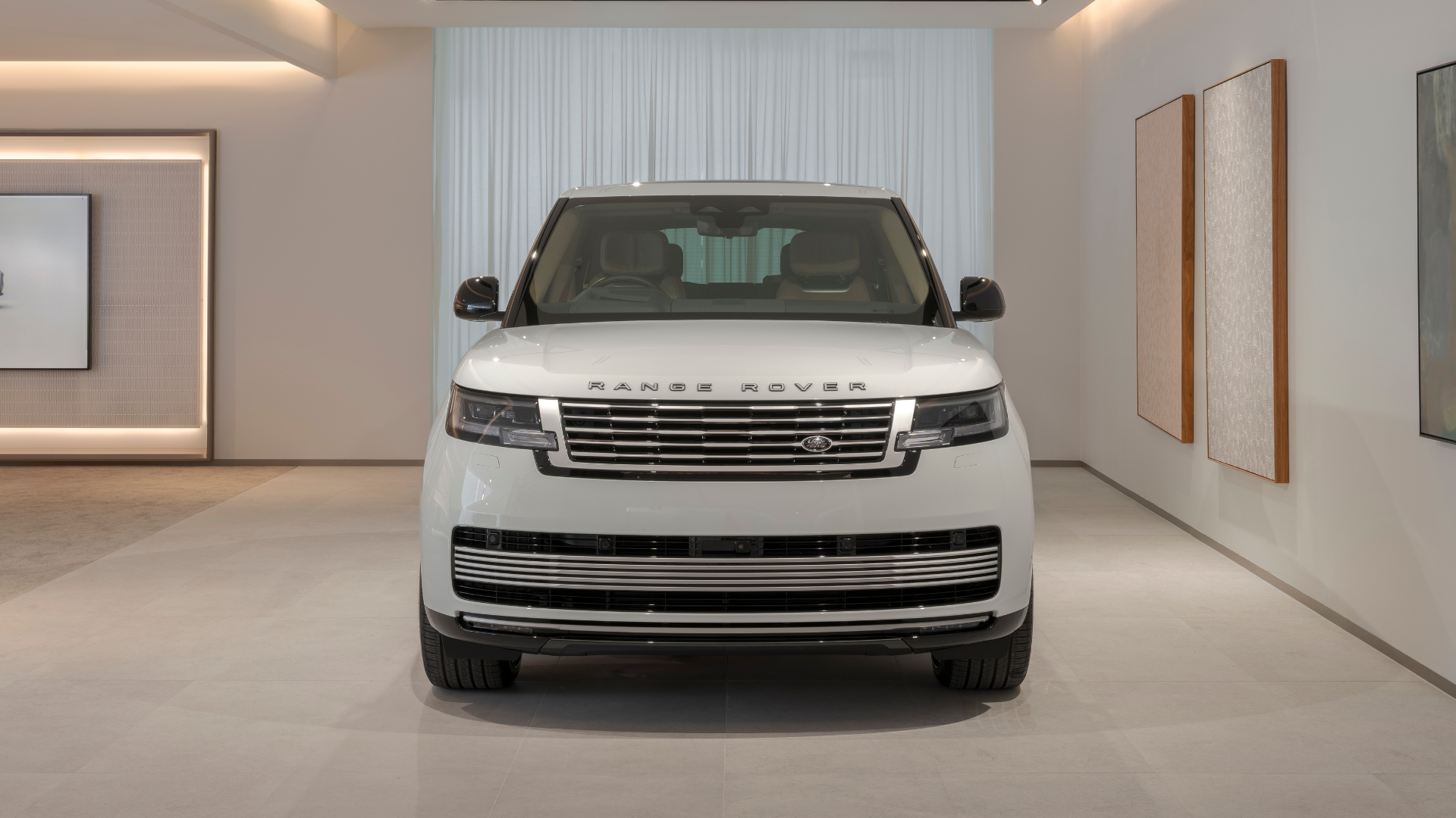 Range Rover opens Sydney Bespoke suite with one-off Pioneer 1972