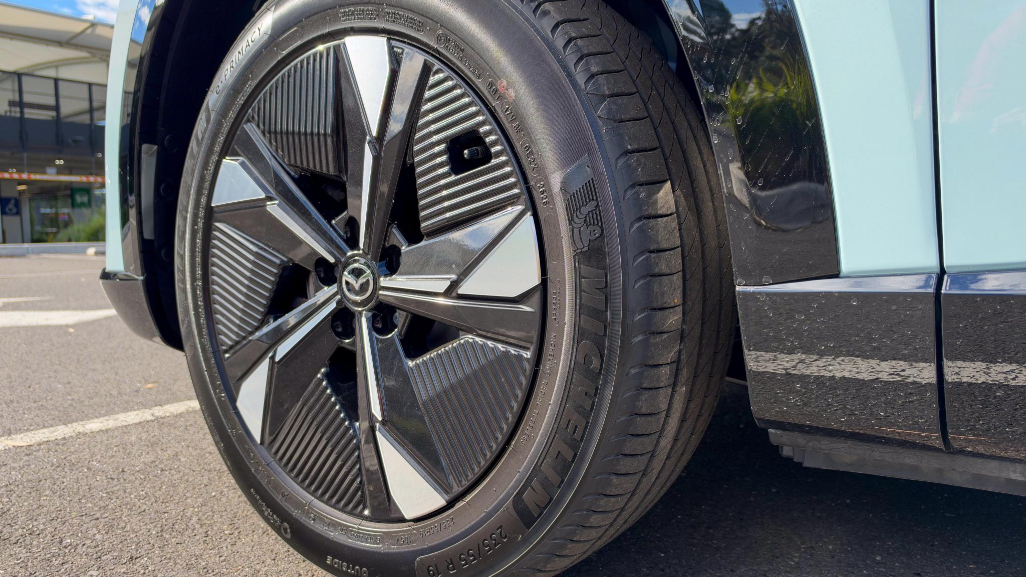 2027 Mazda CX-6e alloy wheels