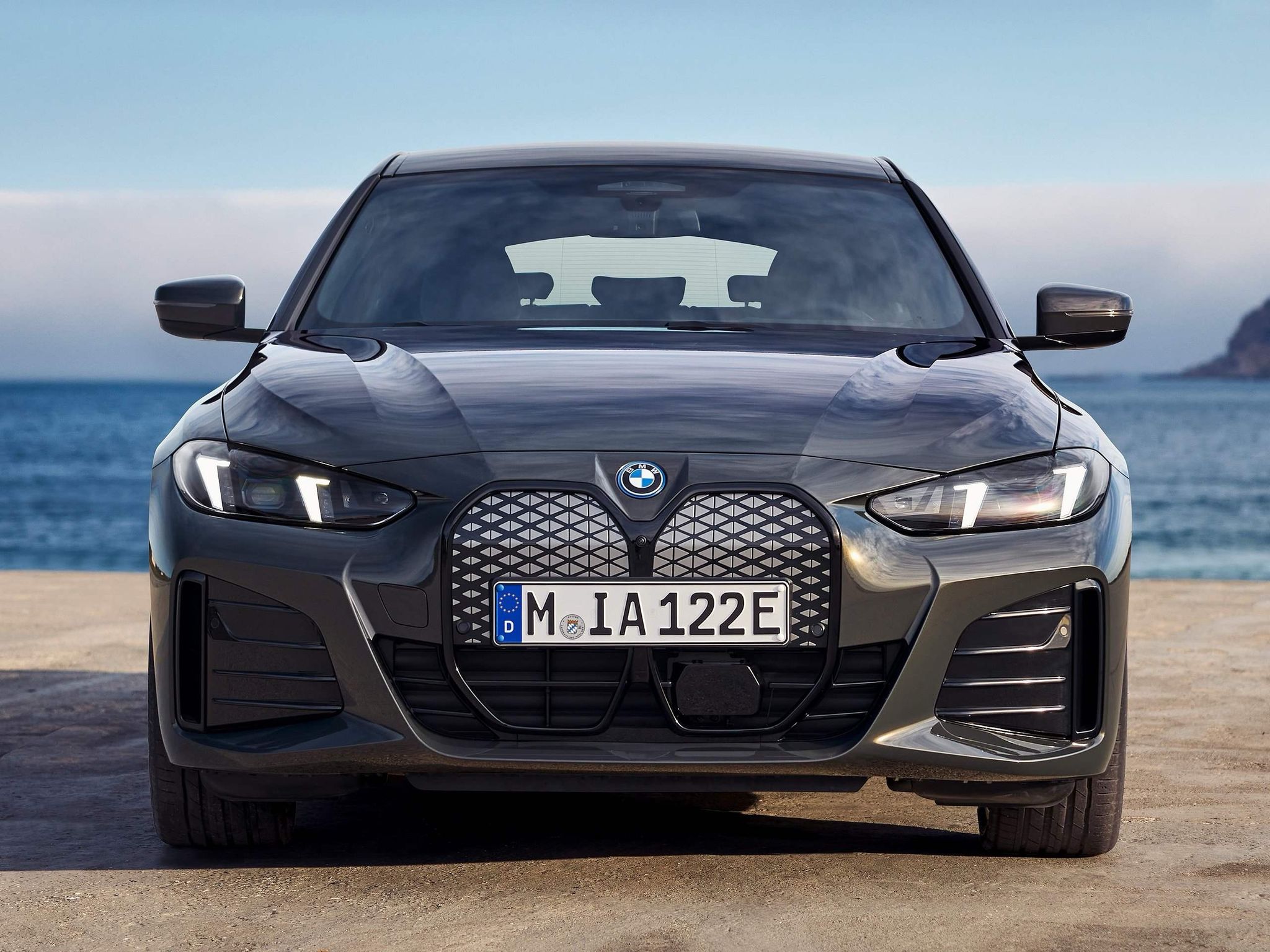 BMW i4