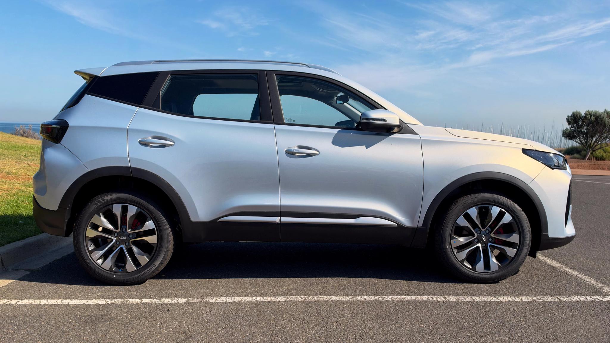 2026 Chery Tiggo 4 side profile