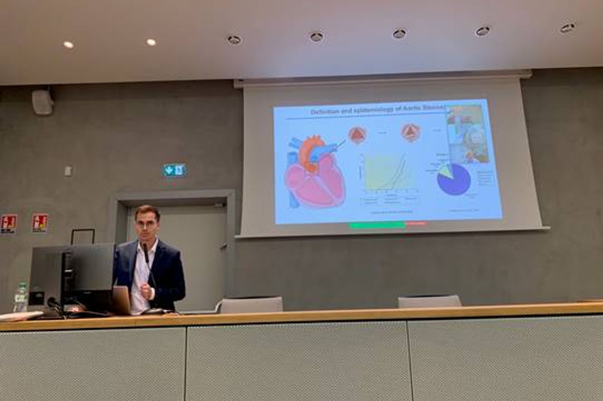 picture of thesis presentation