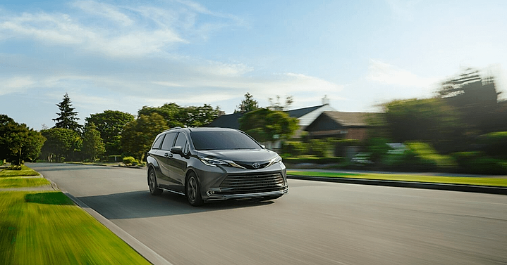 Best Minivans for Families and Everyday Life