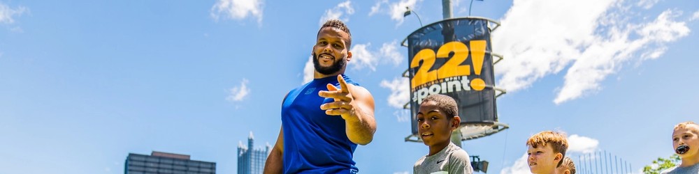 Cover Image for NFL Star Aaron Donald to Host Elite Youth Football Camp at Los Angeles Rams Facility