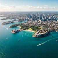 Sydney Coastal City Guide 2025: Best Beaches, Views & Buzz