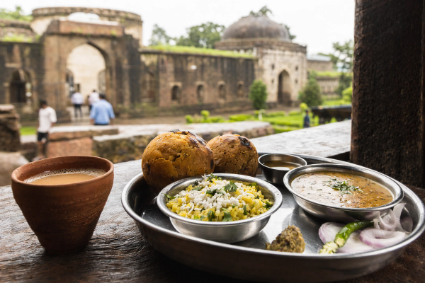 Mandu Monsoon Food Stops: Dal Bafla, Kees & Tea