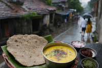 Maharashtra Bhakri-Pithla Stops in Monsoon