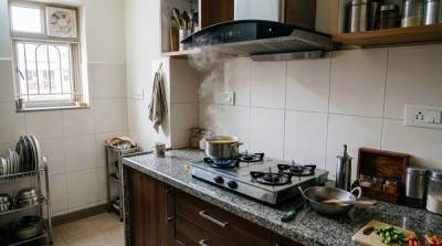 Kitchen Chimney Buying Checklist for Indian Apartments: Filters, Size and Auto-Clean