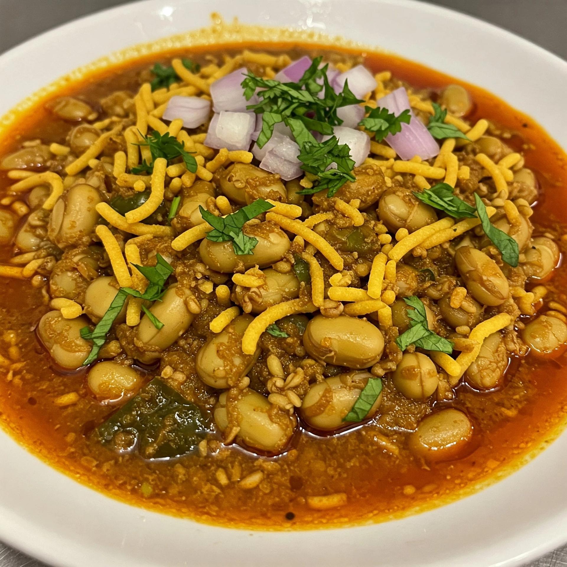 Healthy Sprouts Usal Recipe: Authentic Maharashtrian Moong Curry by Hetvi Patel Healthy Sprouts Usal Recipe: Authentic Maharashtrian Moong Curry by Hetvi Patel