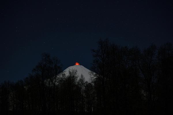 Kīlauea at Night: See Hawaii's Volcano Glow Under the Stars by Astra Voyager on AllBlogs