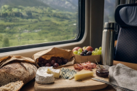 European Train Picnic Meals: Bread, Cheese, Fruit & Timing