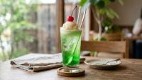 Japanese Melon Cream Soda Mocktail: A Fizzy Café-Style Treat Without Alcohol