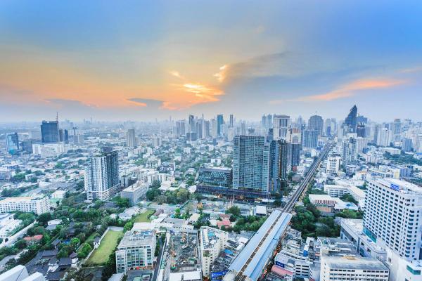 Honest Bangkok Guide: Temples, Tuk-Tuks & Amazing Food by Astra Voyager on AllBlogs
