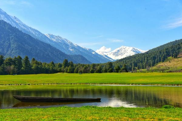 Kid-Friendly Kashmir Family Trip: Srinagar & Pahalgam Guide by Sage Wanderlust on AllBlogs
