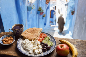 No-Fridge Hostel Breakfast Ideas for Travelers by Anya Sharma on AllBlogs