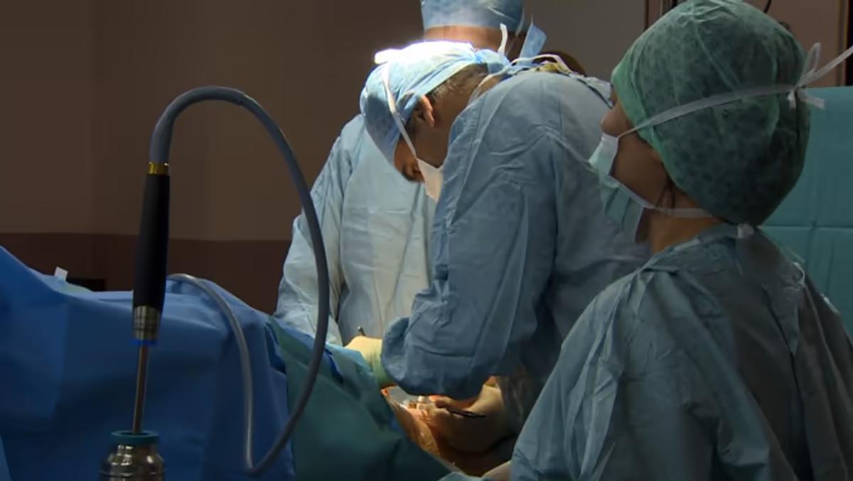 Professor Christopher Eden conducting a prostatectomy