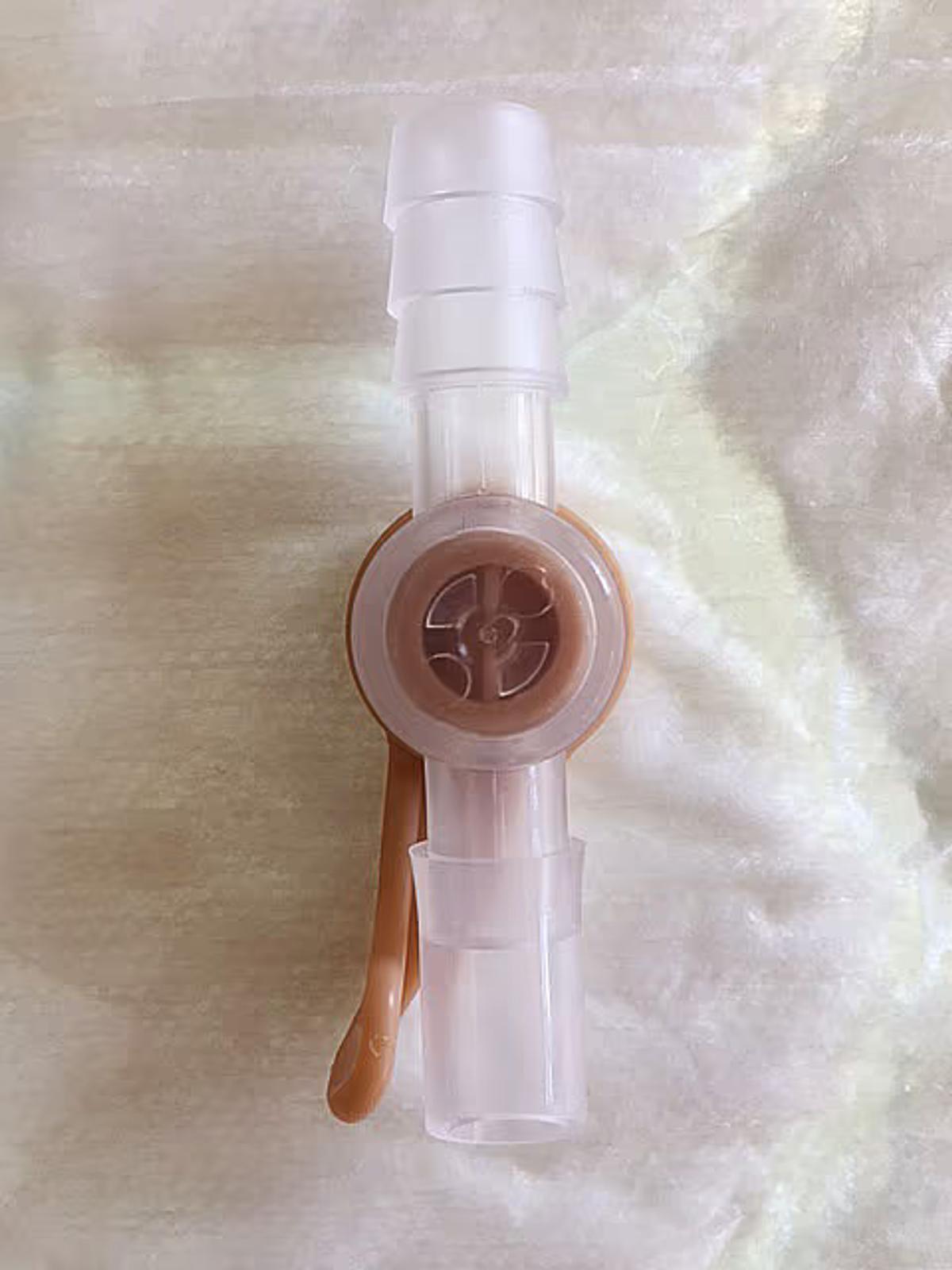 Catheters - Flip-Flo valve closed