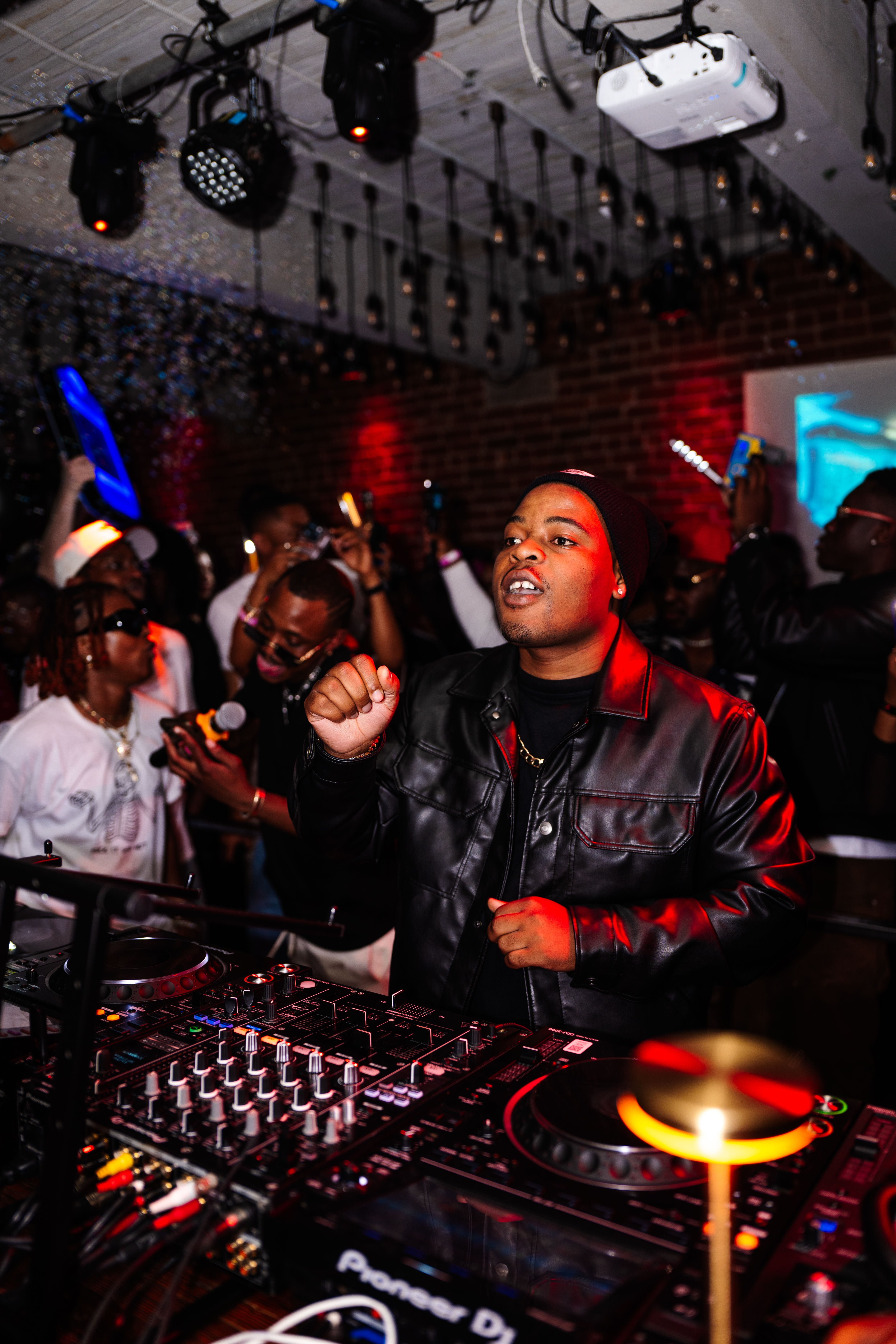 Tyler ICU Live in Vancouver, Hosted by PlayIsland x Vansuya