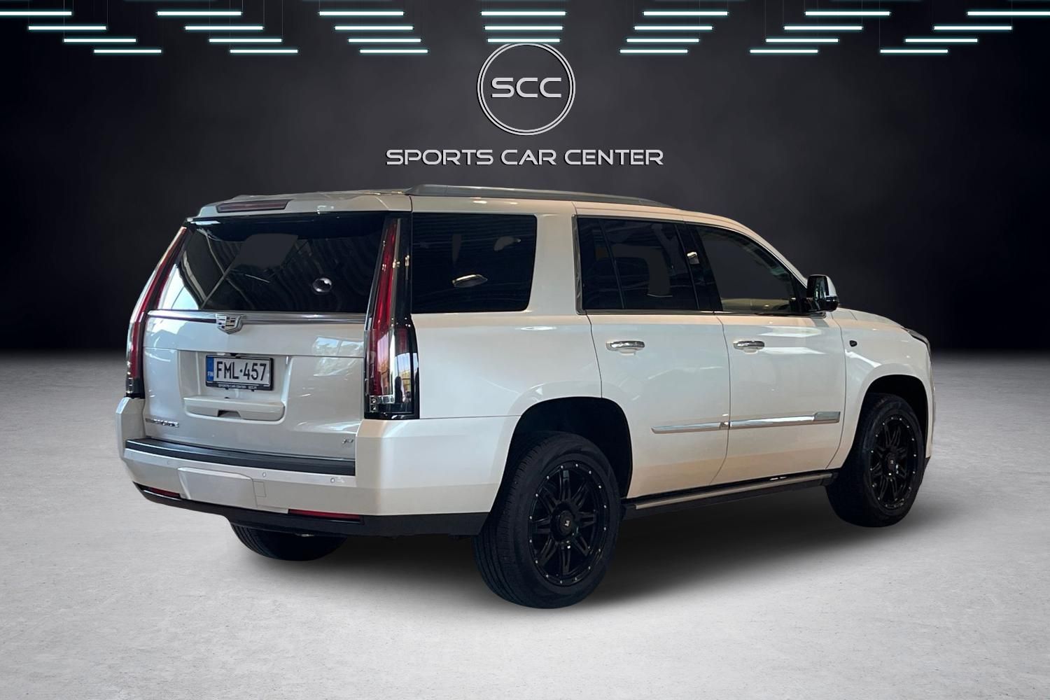 Cadillac Escalade Platinum ESV 2016, kuva 2/57