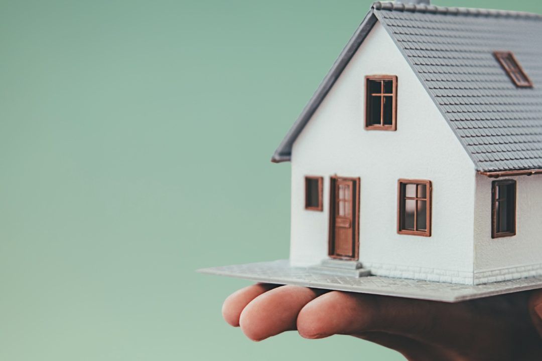 Construção de casa em aço leve — apoios do Estado para comprar ou construir em 2026