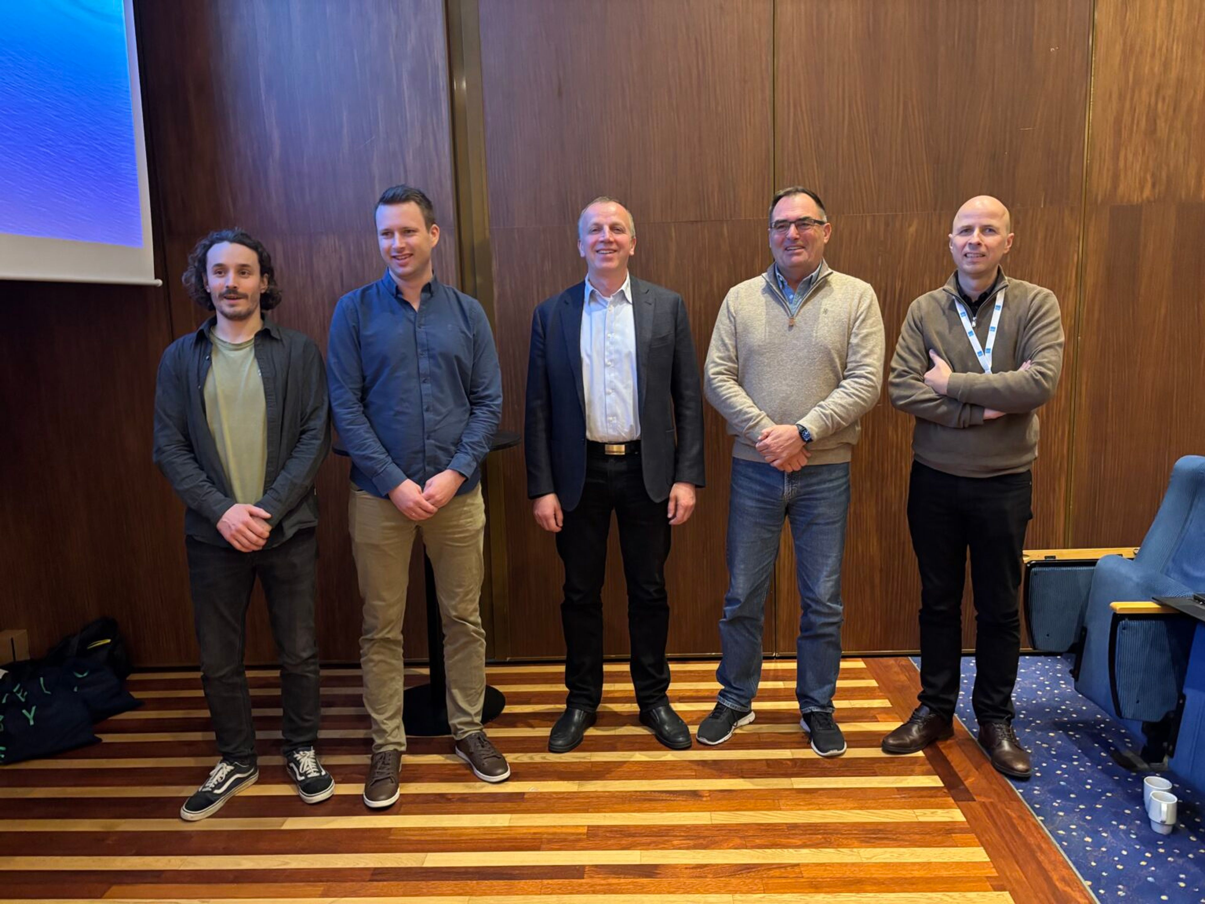 Foredragsholderne Lars Christian Danby Engø, Robert Fossmark Pedersen, Bjørn Arild Thon, Jørn Berntzen og Tormod Almås